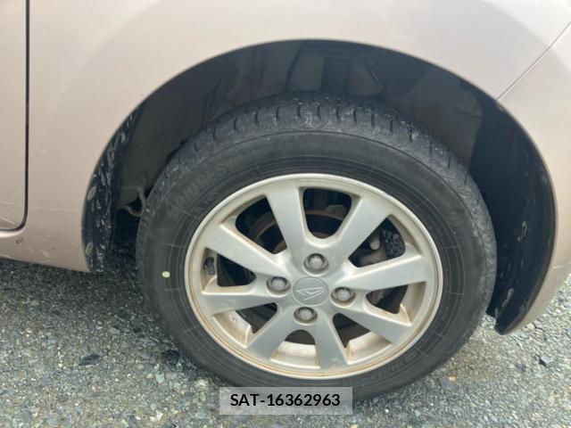 Daihatsu TANTO 2010-01 7562969-3