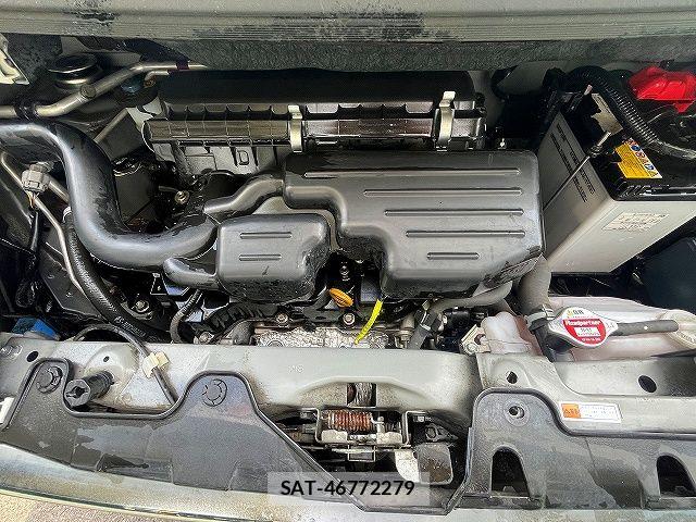 Daihatsu TANTO 2017-07 7620692-27