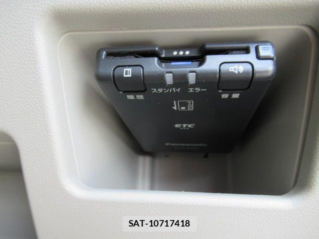 Daihatsu TANTO 2015-08 7620706-17