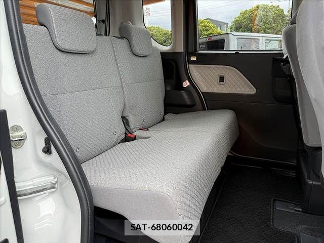 Daihatsu TANTO 2021-05 7620698-16