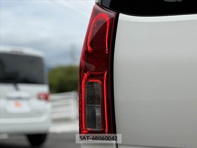 Daihatsu TANTO 2021-05 7620698-26