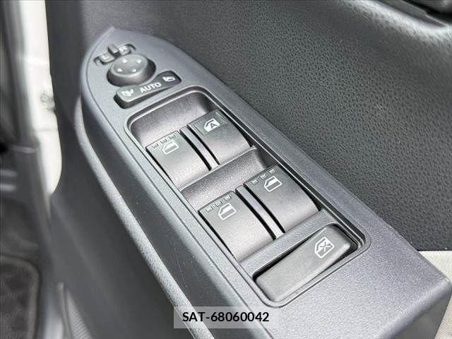 Daihatsu TANTO 2021-05 7620698-6