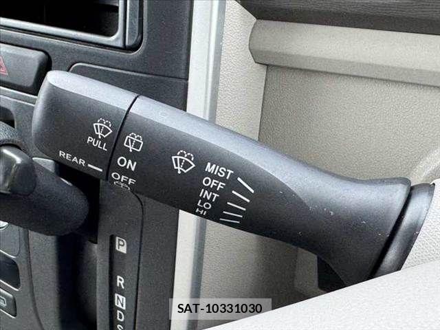 Daihatsu TANTO 2015-05 7620708-20