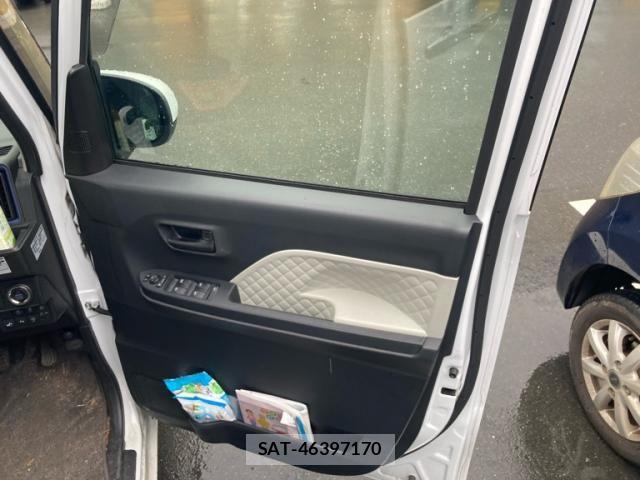 Daihatsu TANTO 2021-03 7620696-12