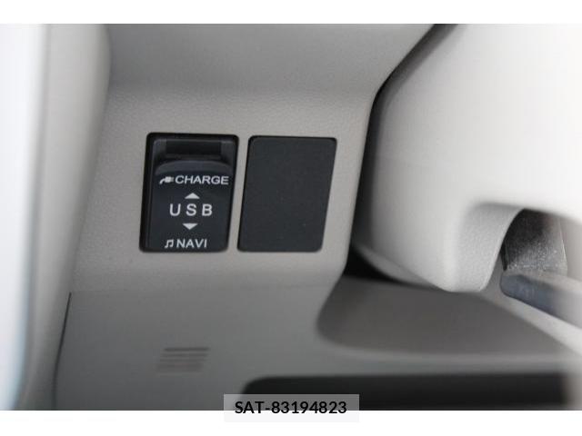 Daihatsu TANTO 2018-08 7620699-28