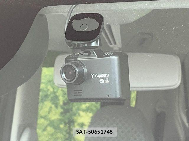 Daihatsu TANTO 2024-10 7620683-4