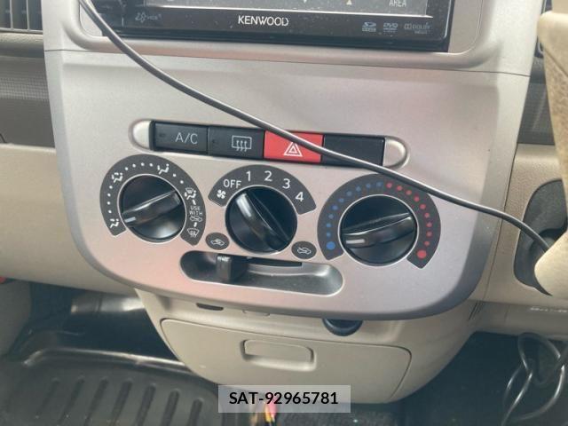 Daihatsu TANTO 2011-01 7620713-17