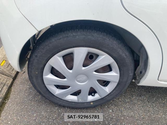 Daihatsu TANTO 2011-01 7620713-23