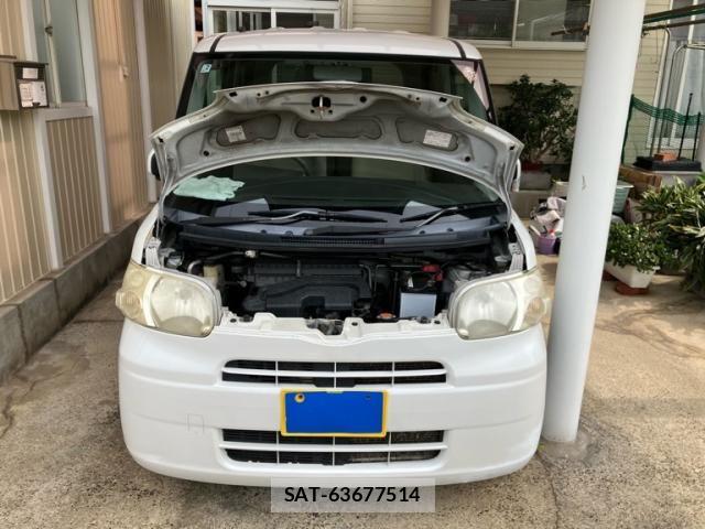 Daihatsu TANTO 2009-02 7620725-2
