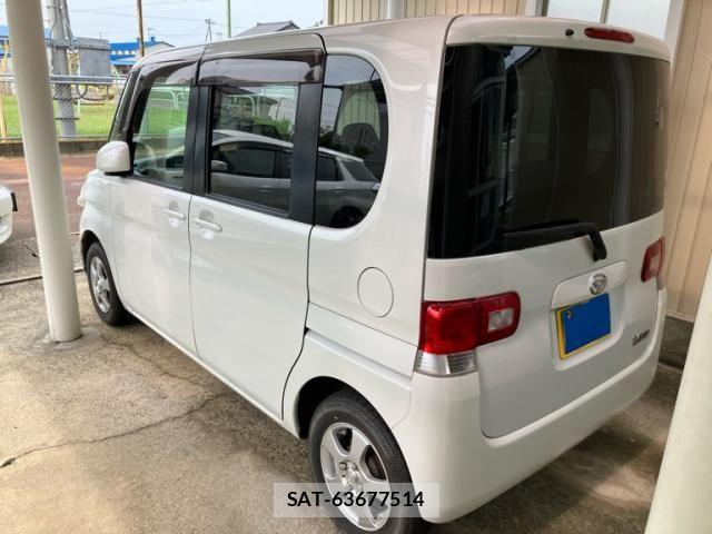 Daihatsu TANTO 2009-02 7620725-7