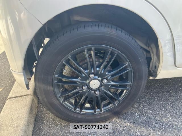Daihatsu TANTO 2012-08 7620717-5