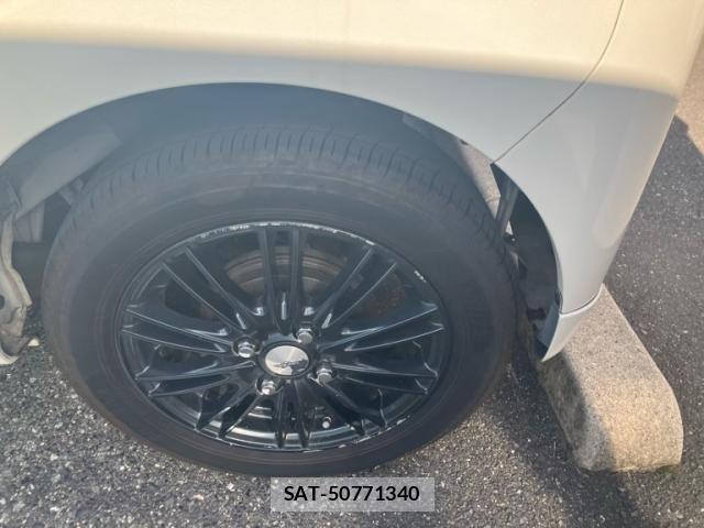 Daihatsu TANTO 2012-08 7620717-6