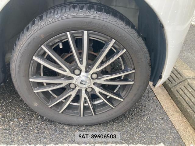 Daihatsu TANTO 2010-05 7620721-5