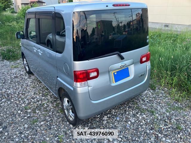 Daihatsu TANTO 2009-08 7729648-4