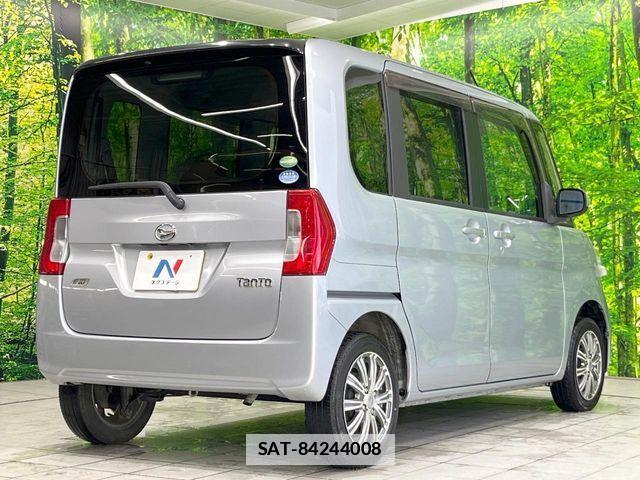 Daihatsu TANTO 2013-11 7729629-16