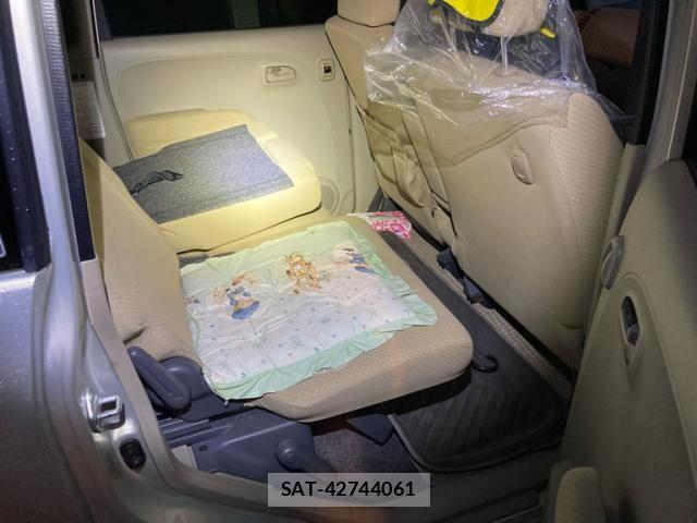 Daihatsu TANTO 2006-03 7729649-11
