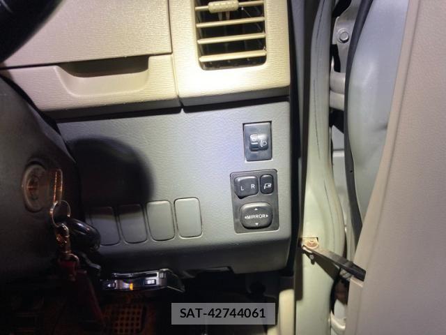 Daihatsu TANTO 2006-03 7729649-14