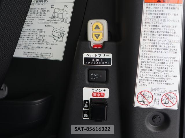 Daihatsu TANTO 2024-05 7879855-4