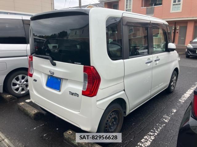 Daihatsu TANTO 2014-06 7879884-2