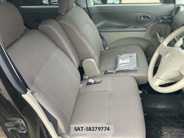 Daihatsu TANTO 2011-08 7879895-11