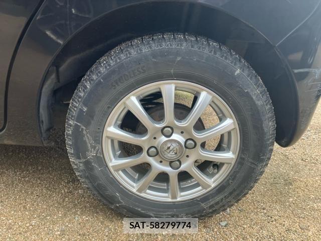 Daihatsu TANTO 2011-08 7879895-7