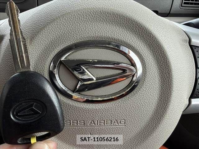 Daihatsu TANTO 2019-02 7879875-3