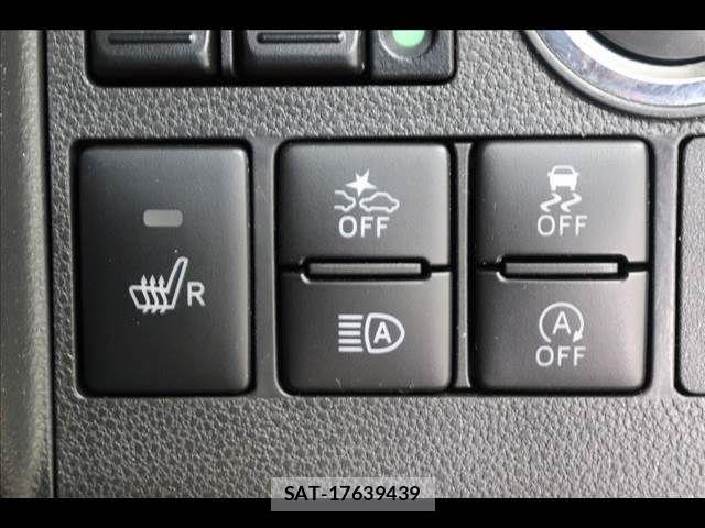 Daihatsu TANTO 2019-02 7879859-6