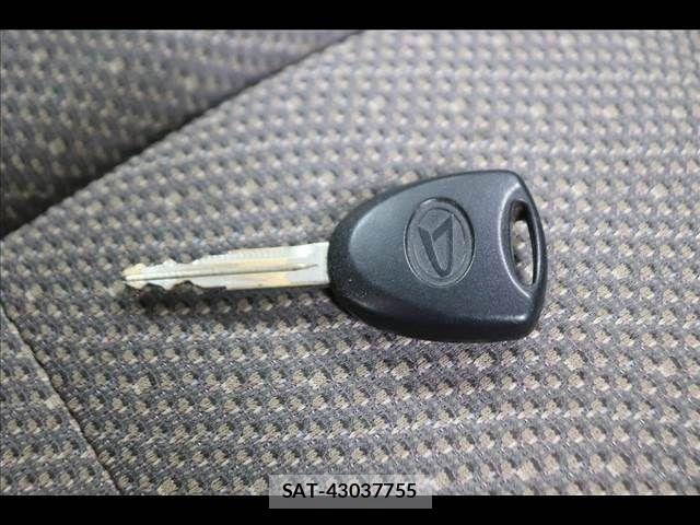 Daihatsu TANTO 2019-05 7879877-5