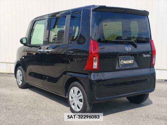 Daihatsu TANTO 2021-12 7879856-2