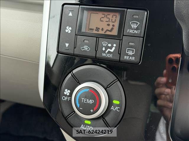 Daihatsu TANTO 2017-04 7879874-12