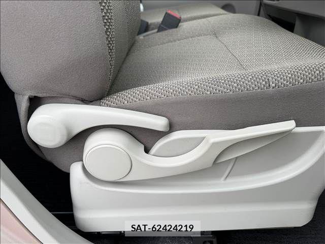 Daihatsu TANTO 2017-04 7879874-14