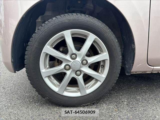 Daihatsu TANTO 2011-11 7879886-26