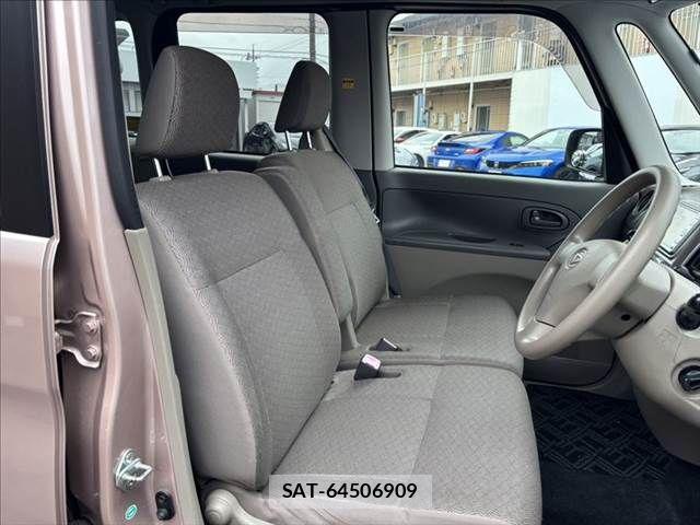 Daihatsu TANTO 2011-11 7879886-7