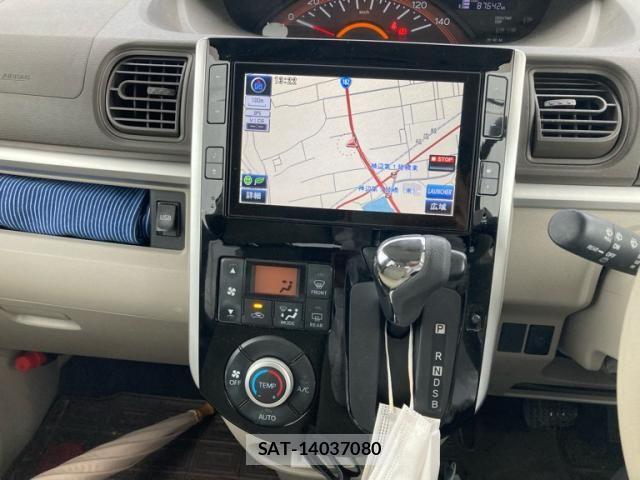 Daihatsu TANTO 2014-03 7879885-24