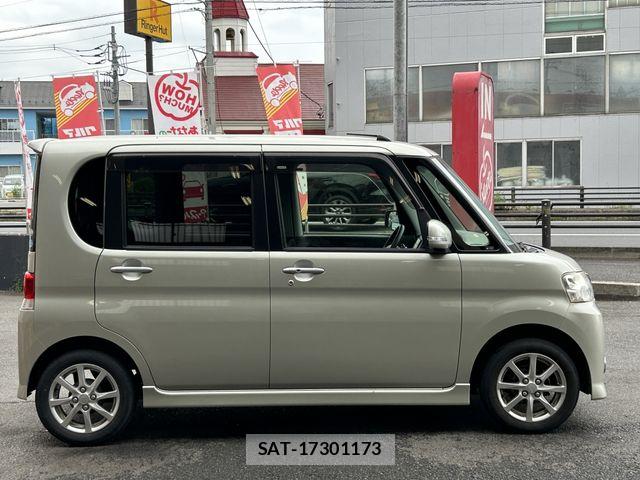 Daihatsu TANTO 2012-03 7903496-9