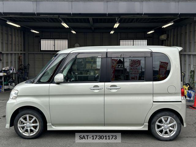 Daihatsu TANTO 2012-03 7903496-8