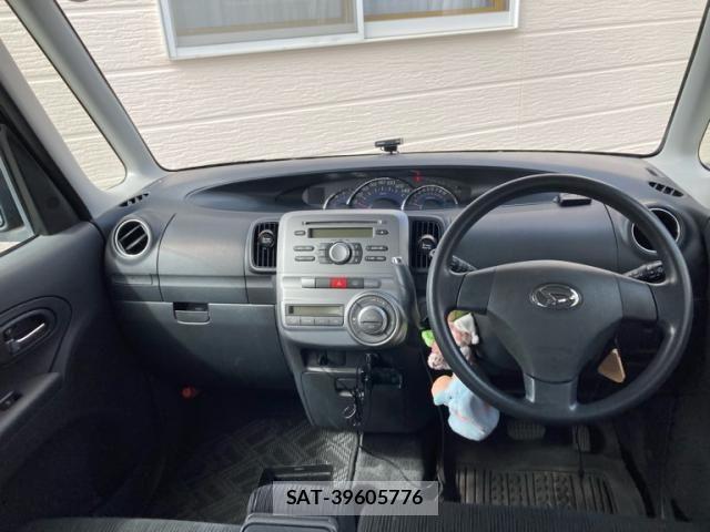 Daihatsu TANTO 2011-12 7964060-20