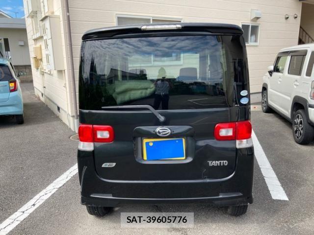 Daihatsu TANTO 2011-12 7964060-3