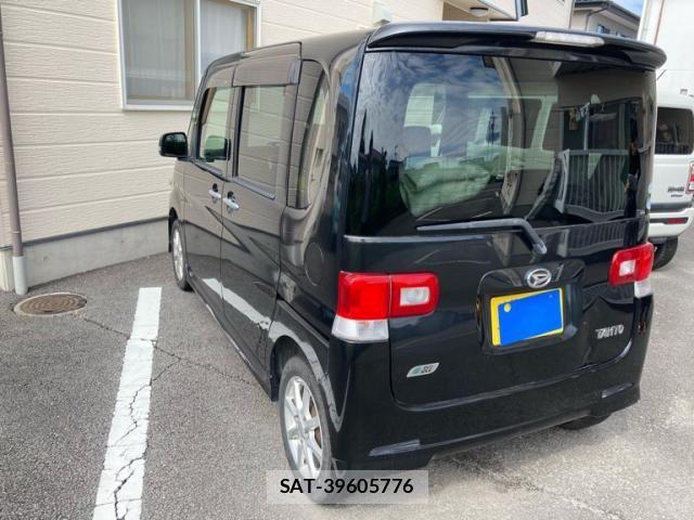 Daihatsu TANTO 2011-12 7964060-4