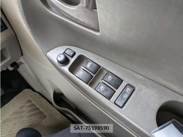 Daihatsu TANTO 2016-05 7964056-11