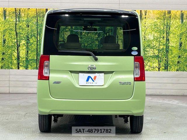 Daihatsu TANTO 2013-10 7964055-14