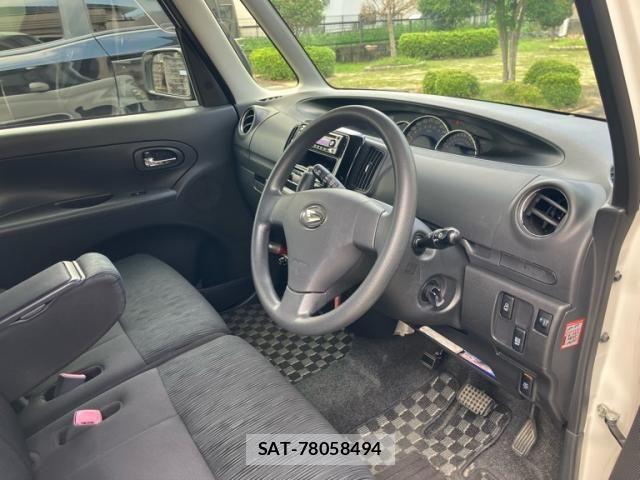 Daihatsu TANTO 2012-09 7964058-11