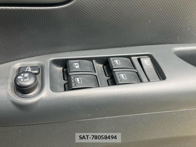 Daihatsu TANTO 2012-09 7964058-23