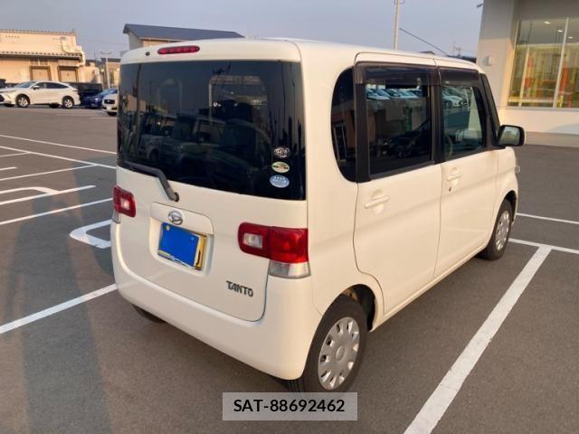 Daihatsu TANTO 2009-07 7964070-2