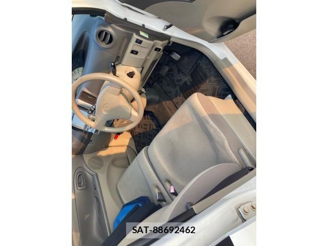 Daihatsu TANTO 2009-07 7964070-8
