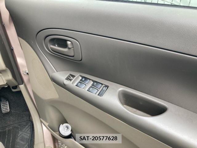 Daihatsu TANTO 2009-12 7964068-11