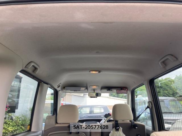Daihatsu TANTO 2009-12 7964068-20