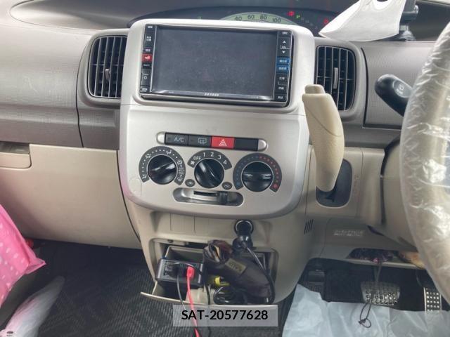 Daihatsu TANTO 2009-12 7964068-21