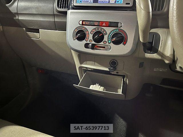 Daihatsu TANTO 2009-08 7981269-5