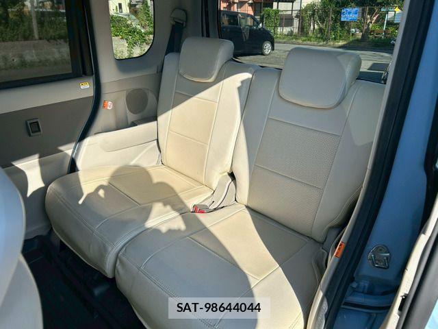 Daihatsu TANTO 2018-08 7981261-19